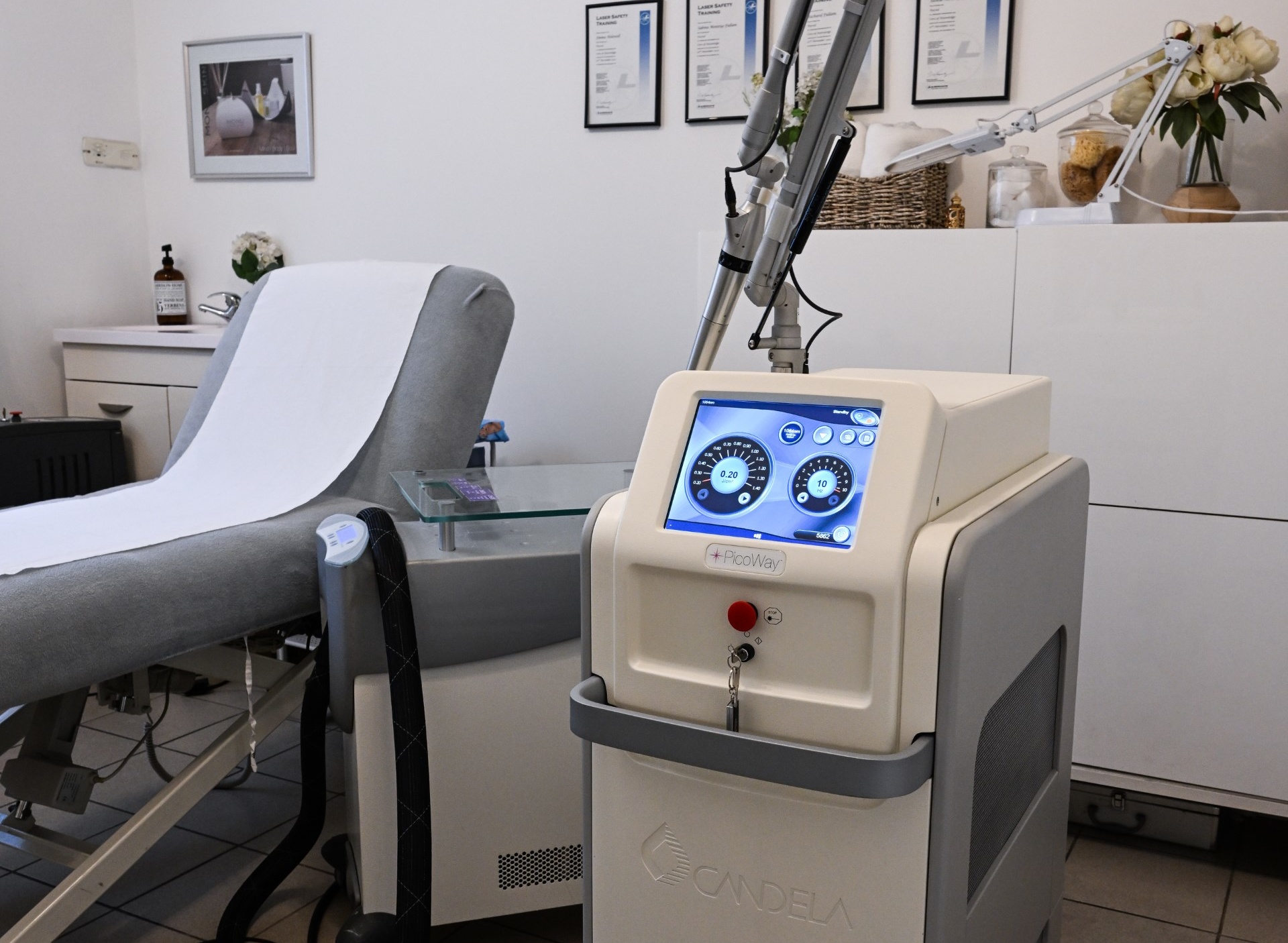 Laser Tattoo removal studio